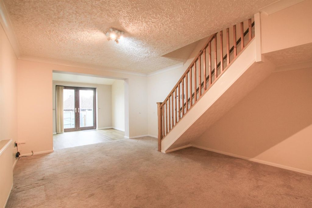 Property photo 2 of 10 Img_1597.Jpg