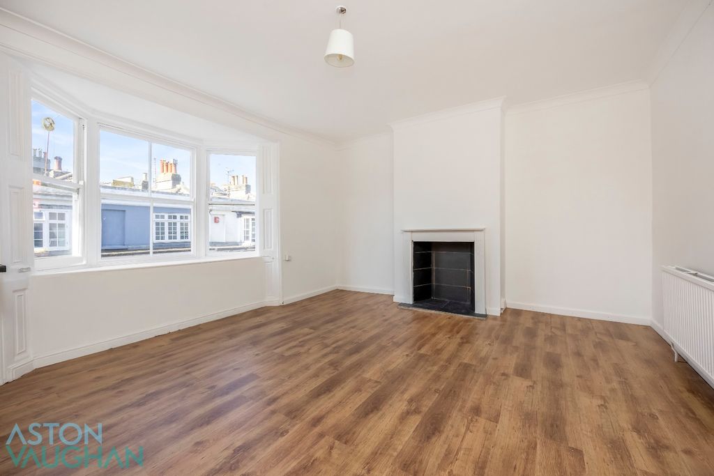 Property photo 2 of 10 5136591