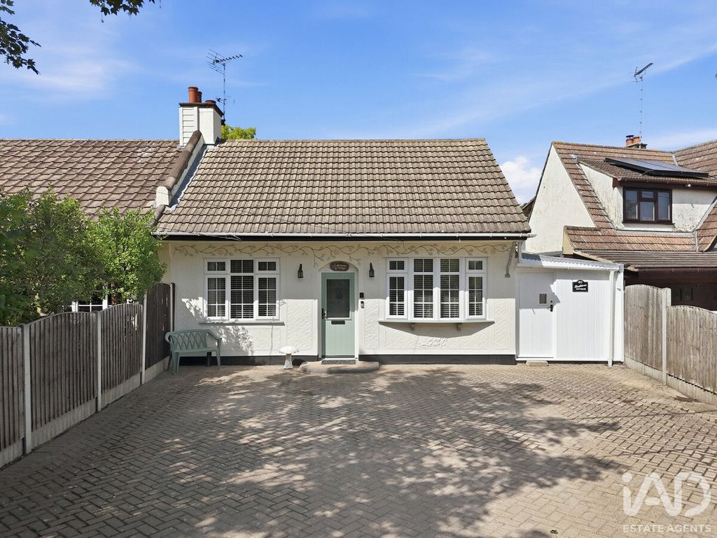 Property photo 1 of 23