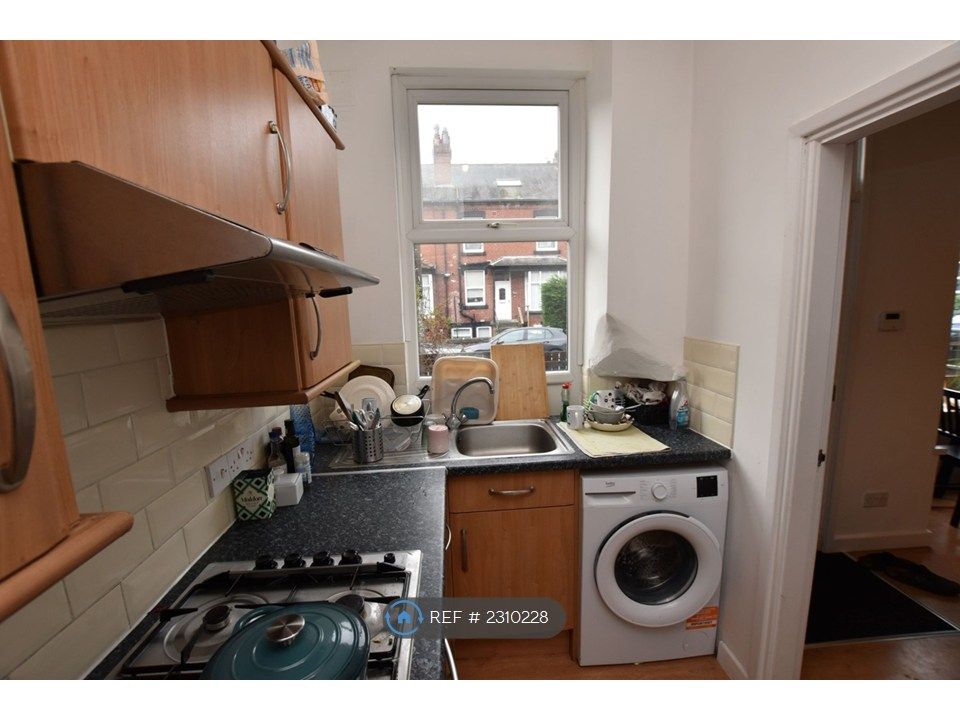 Property photo 3 of 11