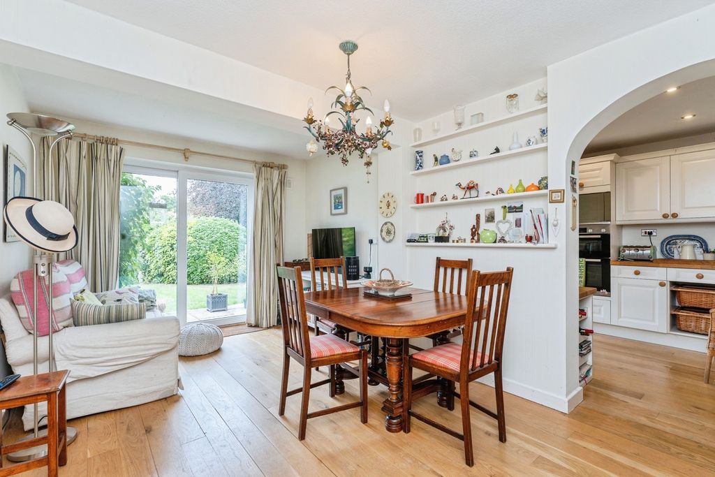 Property photo 3 of 23 Pbox-Img.Jpg