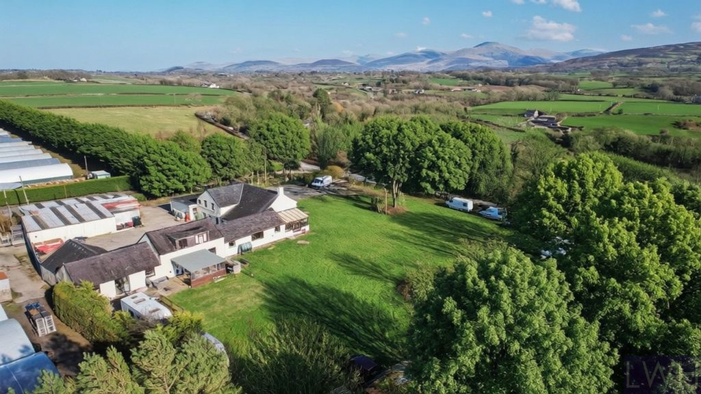 Property photo 3 of 29 Croeso | Welcome