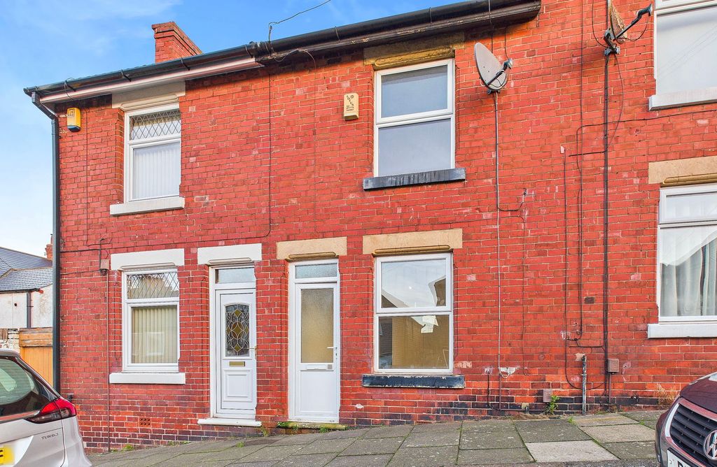 Property photo 1 of 15