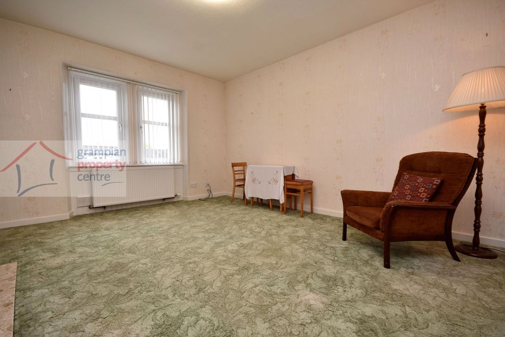 Property photo 3 of 18 l3.Jpg