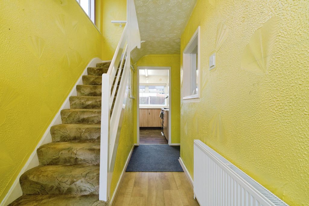 Property photo 2 of 18 Pbox-Img.Jpg