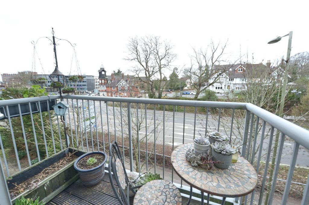 Property photo 3 of 9