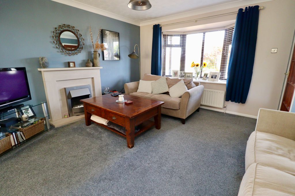 Property photo 3 of 15 Img_6971