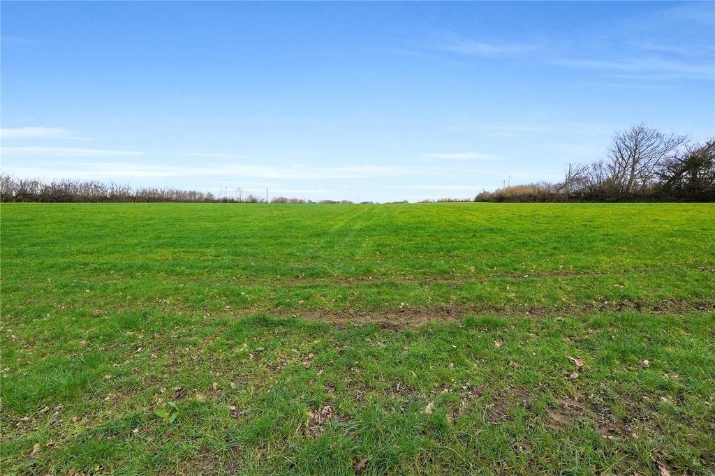 Property photo 3 of 6 Picture No. 02