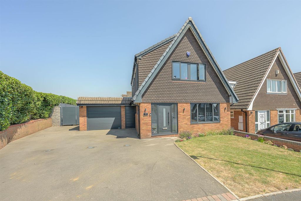 Property photo 1 of 29