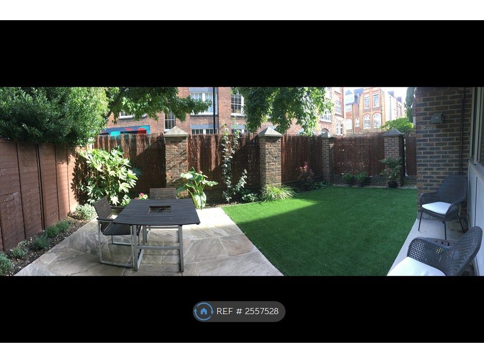 Property photo 3 of 7 Private Garden