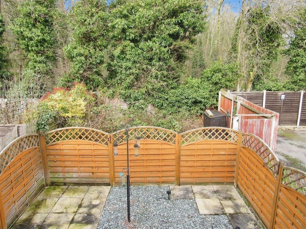 Property photo 2 of 10 Garden View