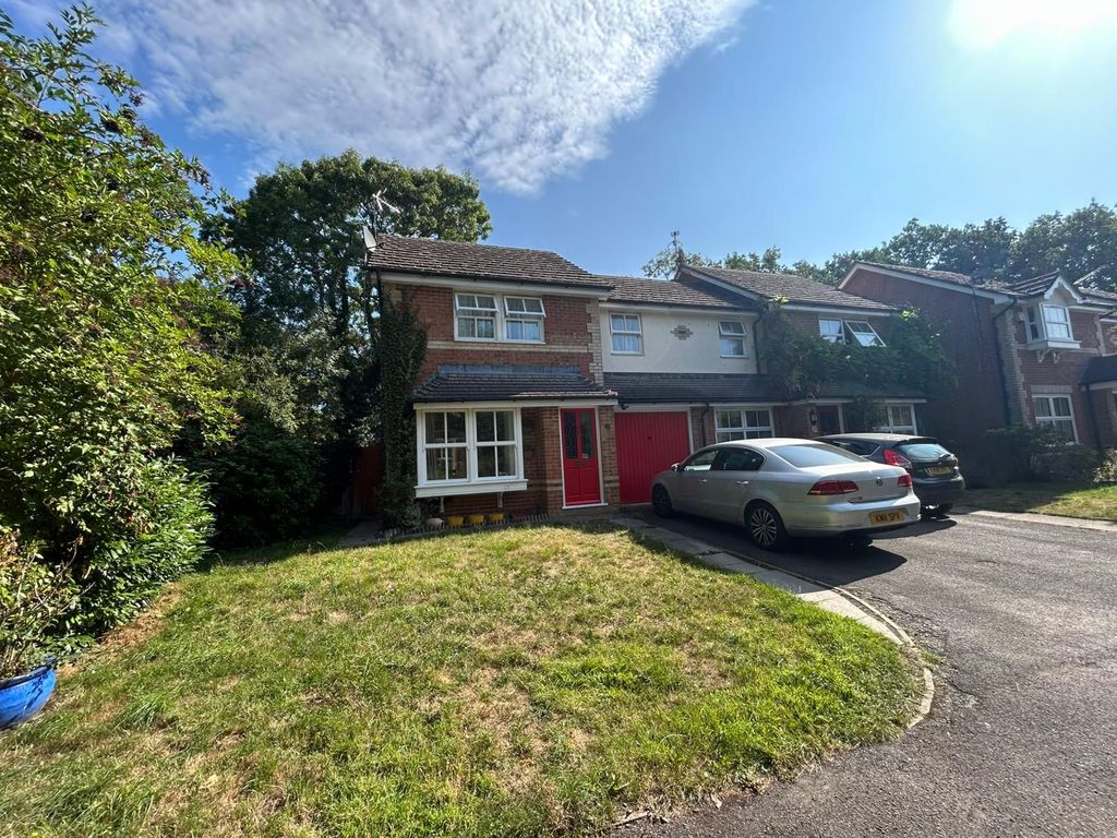 Property photo 1 of 18