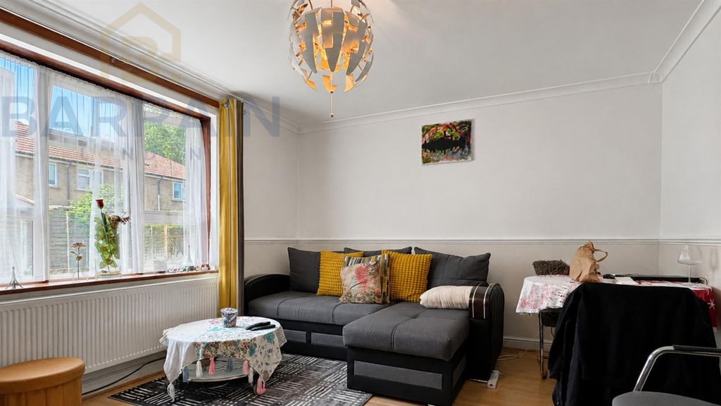 Property photo 3 of 8 6A105Parsons Rd, E13 For Sale By Barrain London Estate Agency 0F5392B5Bba66Ea3861_4E7Dffb92B0Eb8B660
