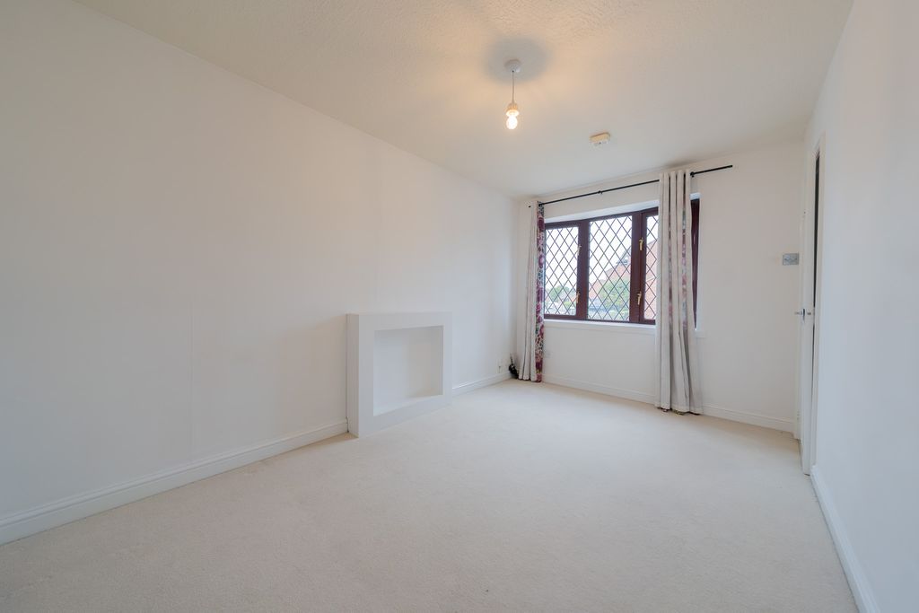 Property photo 3 of 12 Dsc06825