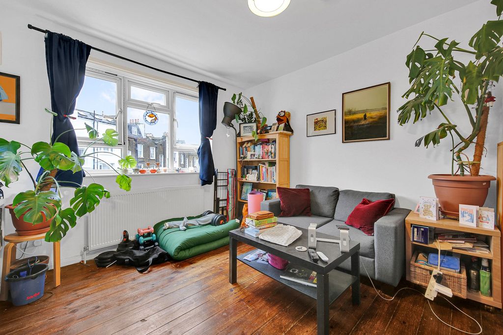 Property photo 3 of 7