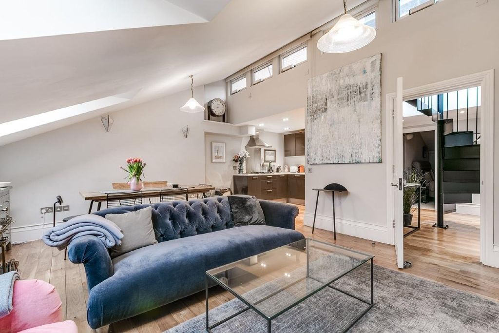 Property photo 1 of 14 Picture No. 02