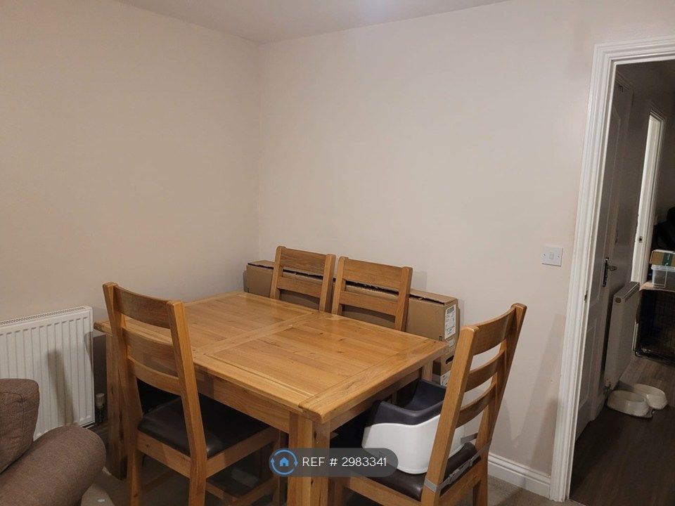 Property photo 3 of 5