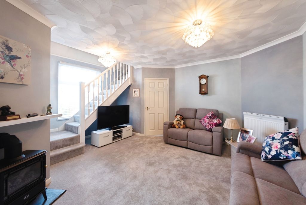 Property photo 2 of 18 Pbox-Img.Jpg