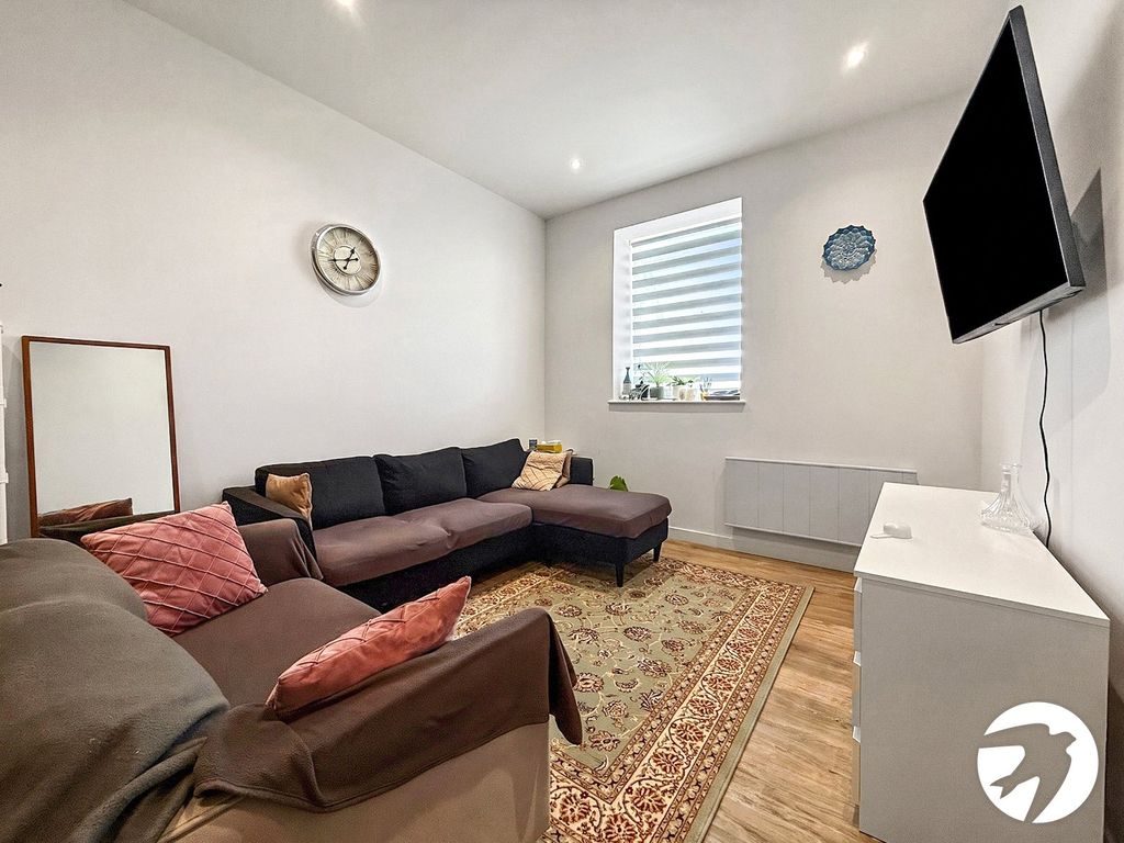 Property photo 2 of 8 Picture No. 06