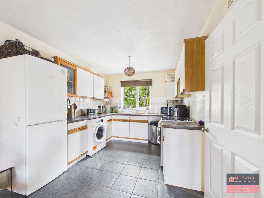Property photo 2 of 13 Cam03599G0-Pr0186-Still011