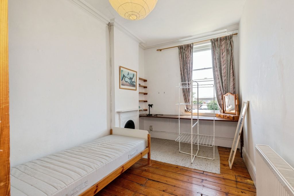 Property photo 2 of 7 Pbox-Img.Jpg