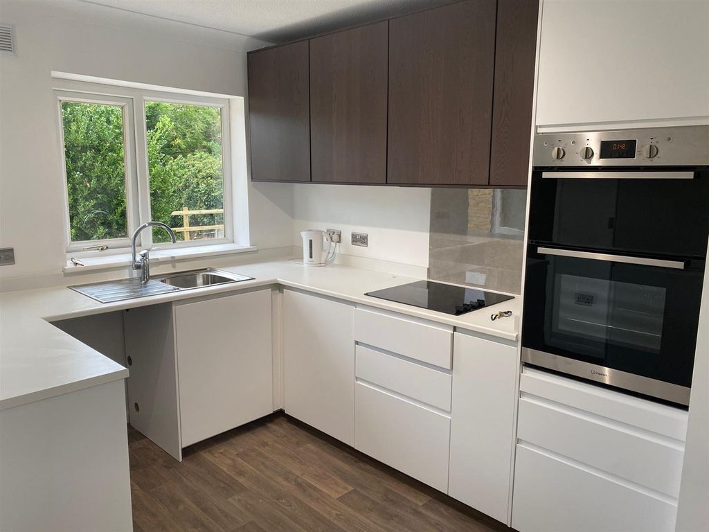 Property photo 2 of 10 4.Jpg