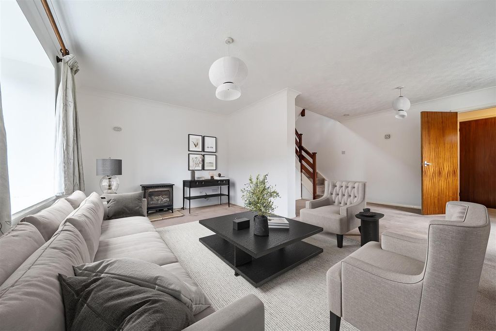 Property photo 2 of 16 1440191 (1).Jpg