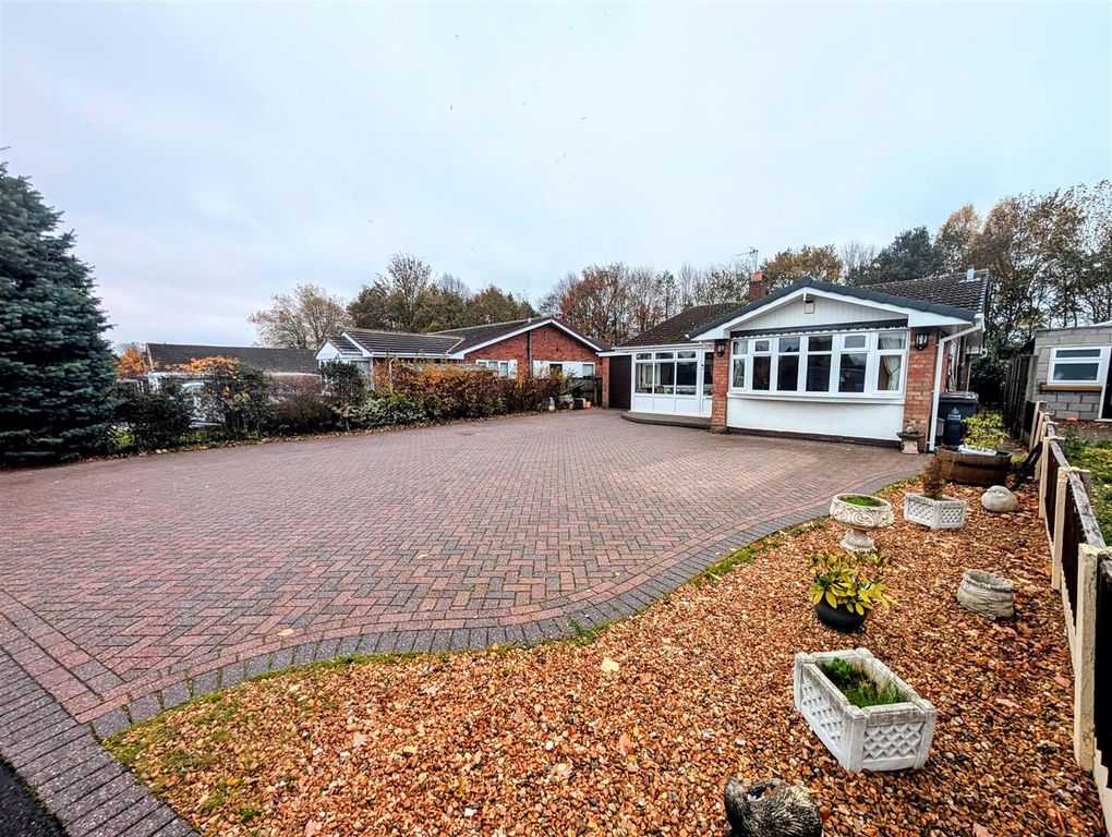 Property photo 1 of 1 Front.Jpg