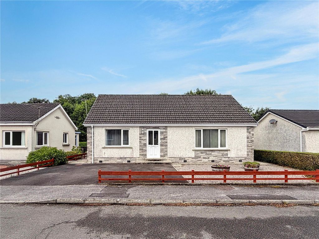Property photo 1 of 27 Picture No. 02