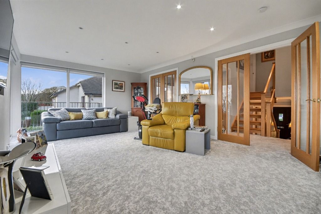 Property photo 1 of 37