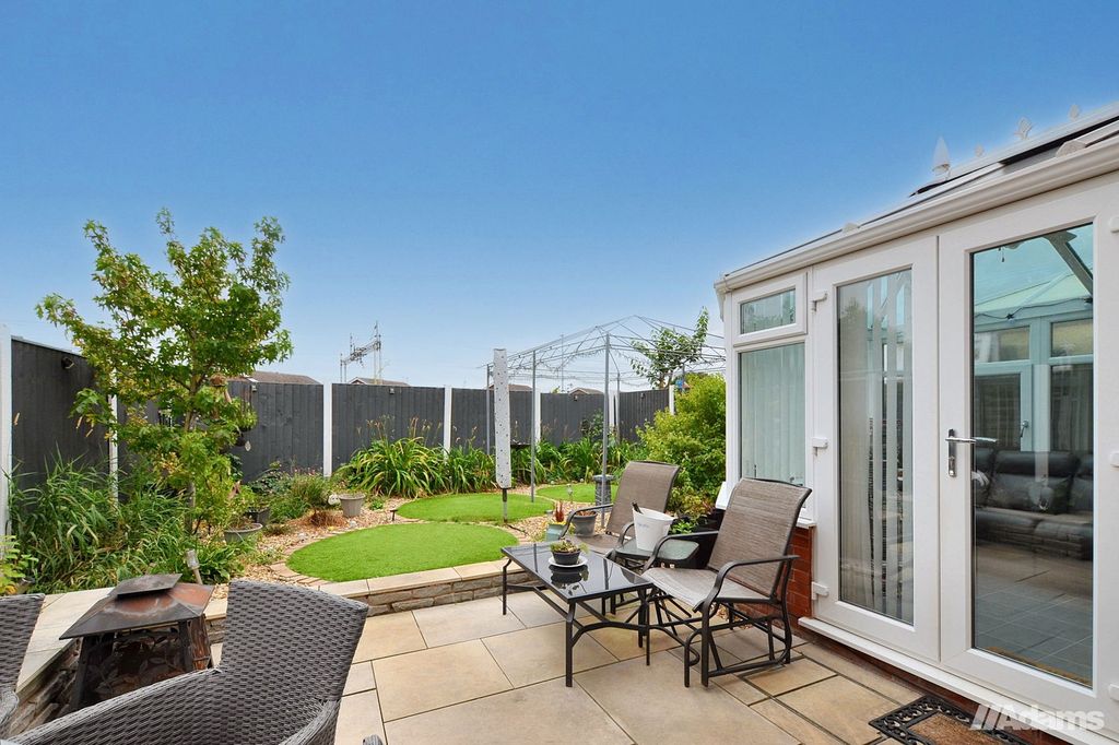 Property photo 2 of 22