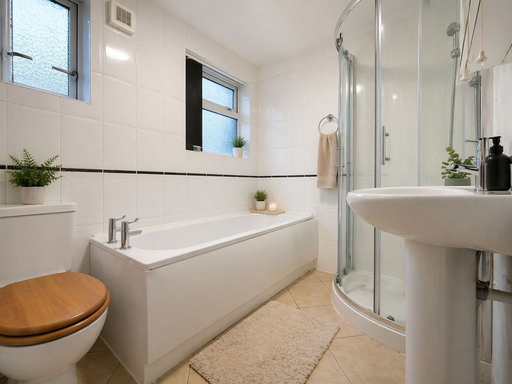 Property photo 2 of 11 Photo 12