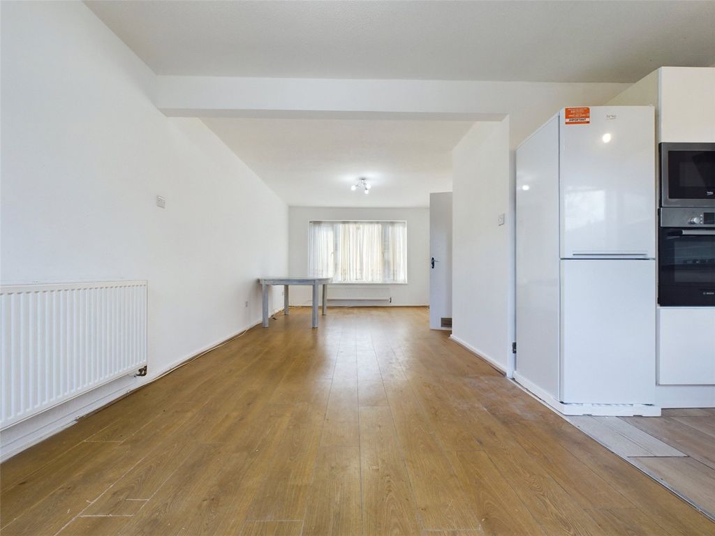 Property photo 3 of 11 Picture No. 04