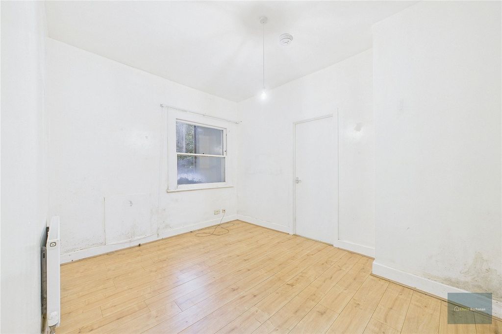 Property photo 2 of 6 Picture No. 05