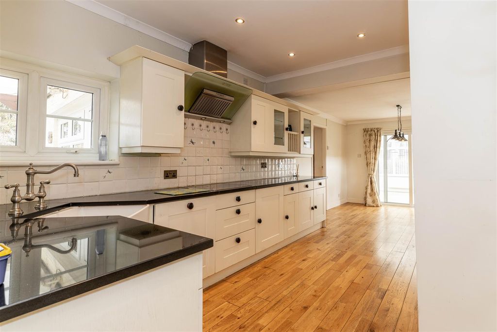 Property photo 1 of 23 Kitchen-Diner