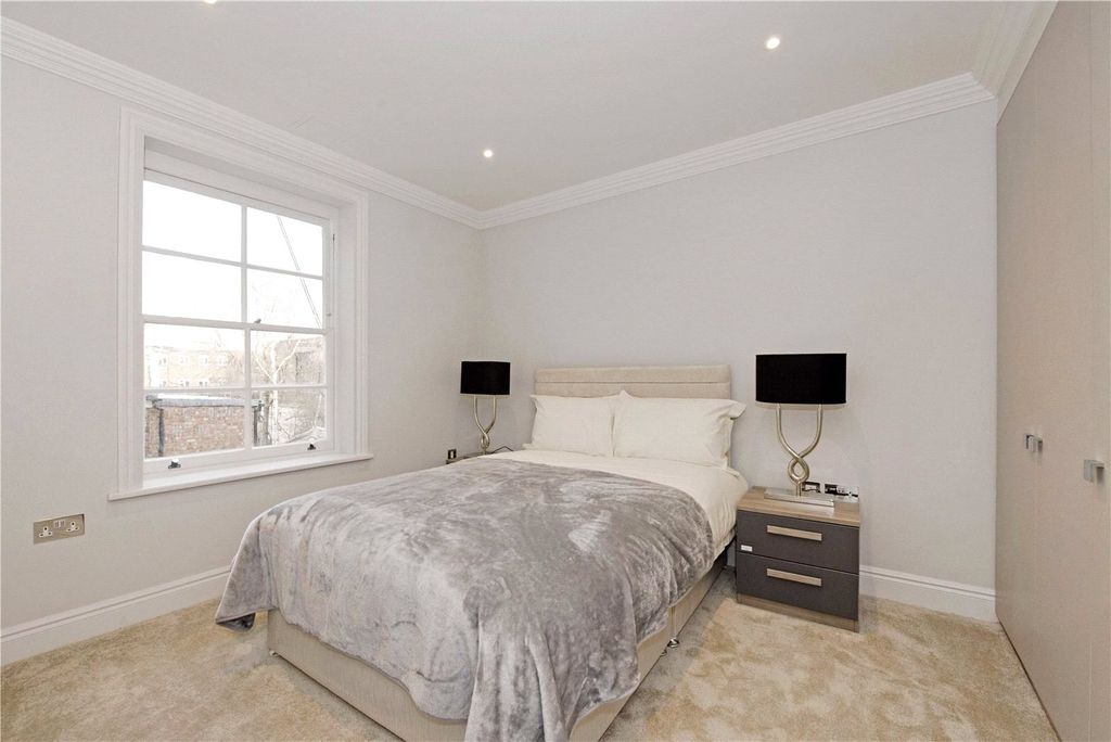 Property photo 3 of 6