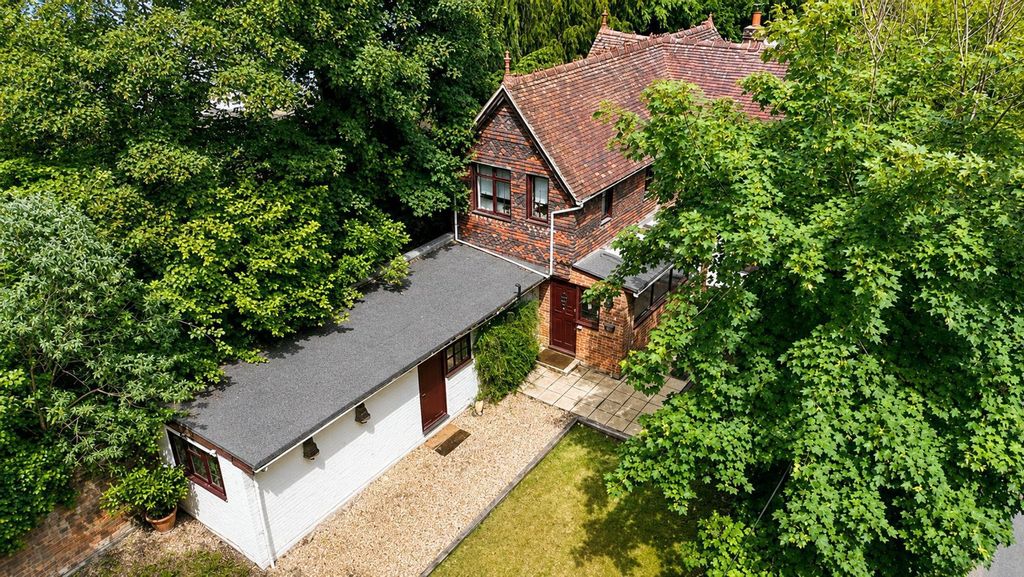 Property photo 1 of 15