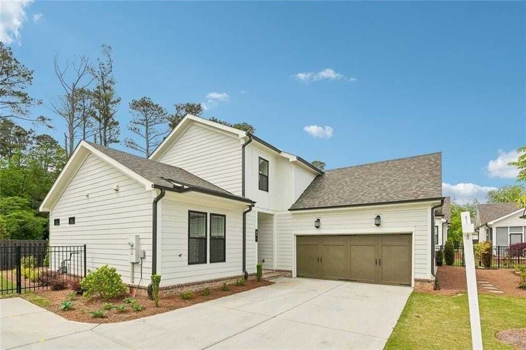 Property photo 1 of 31