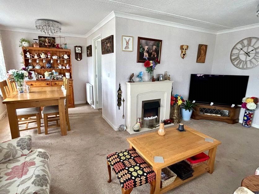 Property photo 2 of 13 Picture No. 01