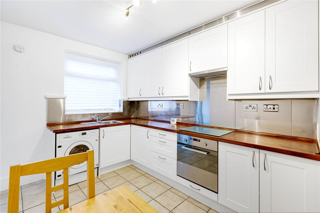 Property photo 2 of 10 Picture No. 16