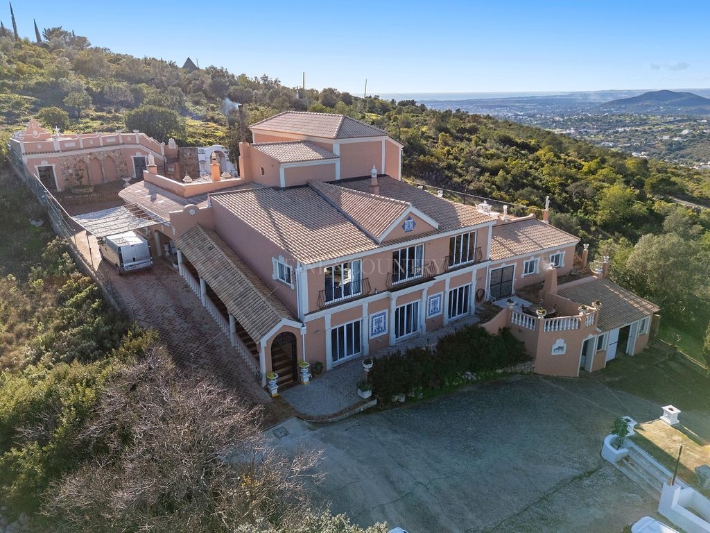 Property photo 2 of 30