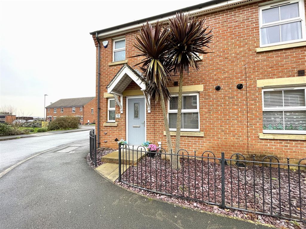 Property photo 1 of 21 Front External