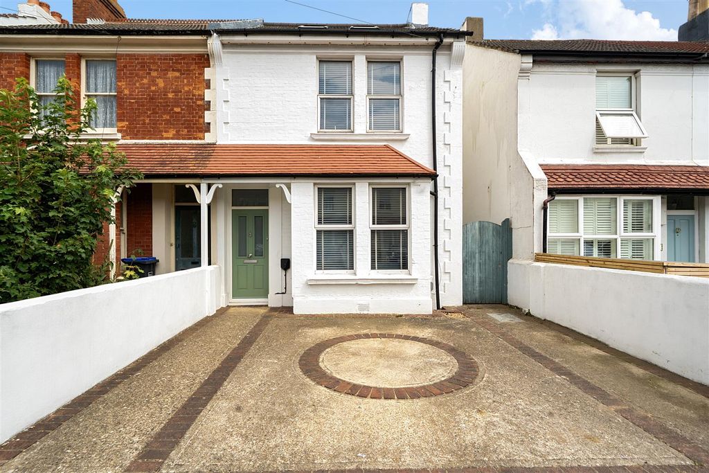 Property photo 1 of 19 1497093 (17).Jpg
