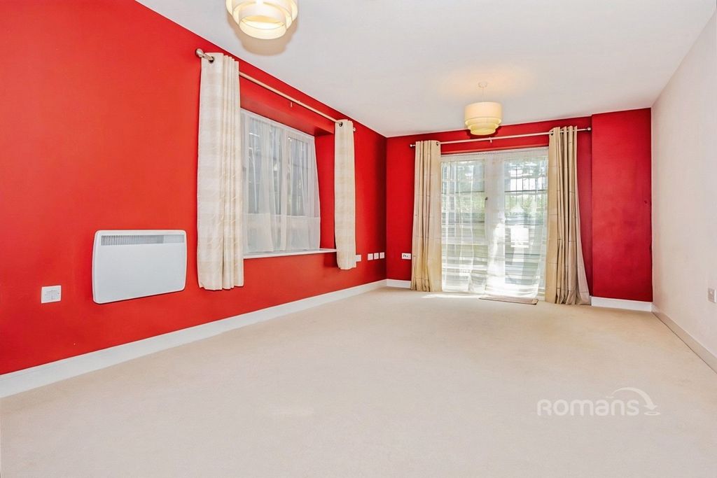 Property photo 3 of 9 Pbox-Img.Jpg
