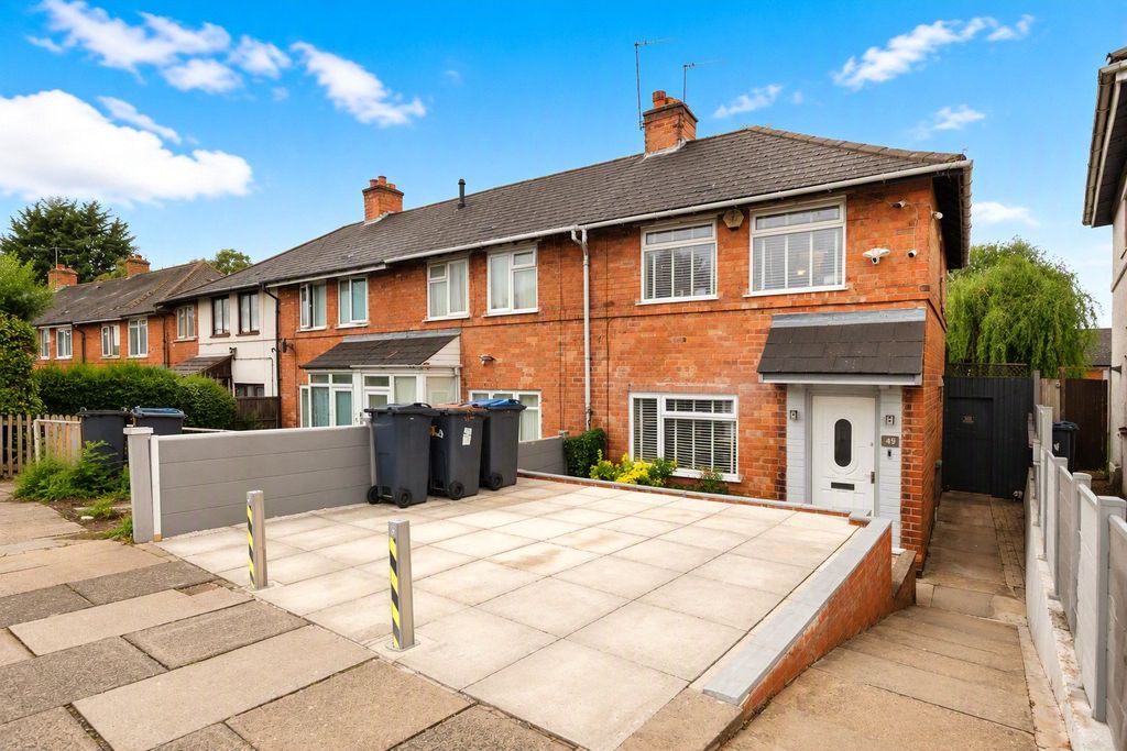 Property photo 1 of 19 Picture No. 32
