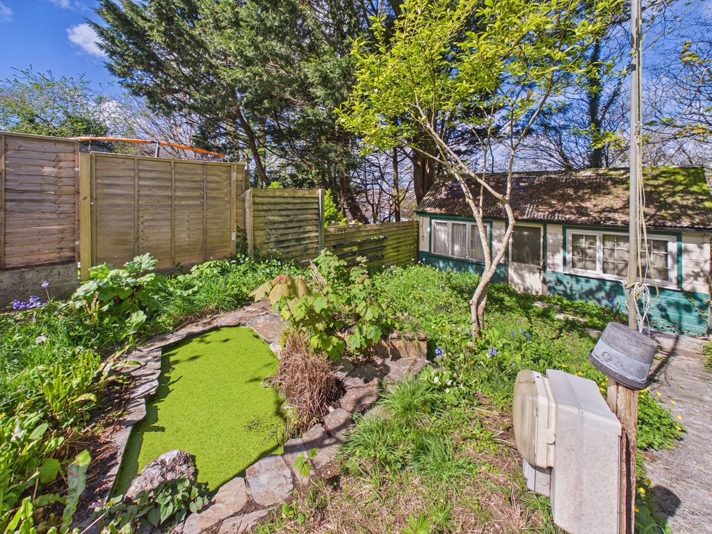 Property photo 2 of 44