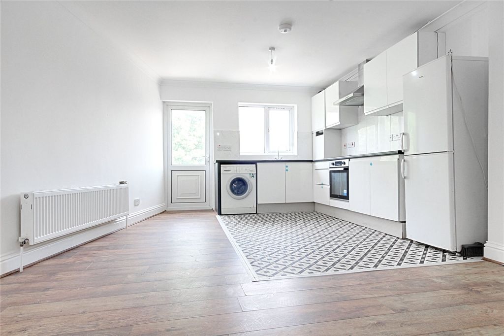 Property photo 1 of 7 Picture No. 05