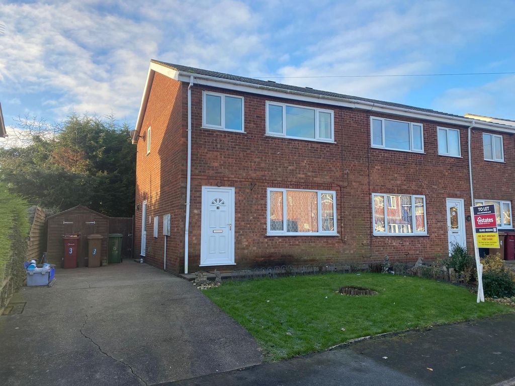 Property photo 1 of 3