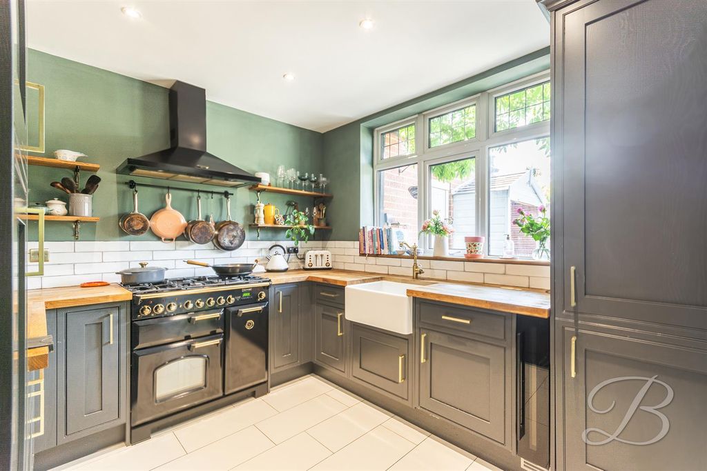 Property photo 2 of 40 CC43.Jpg