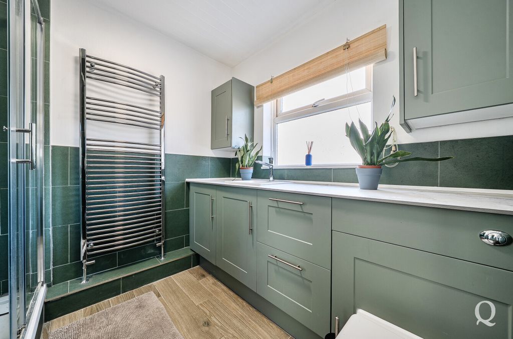 Property photo 3 of 24 9Ff1d184-5B14-409...